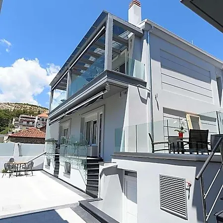 Edem Luxury Ξενοδοχείο με διαμερίσματα 4*